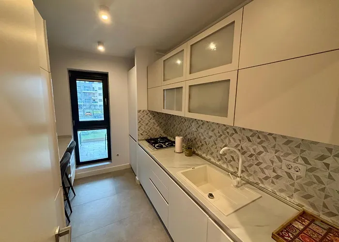 Sunrise - Onix Pipera Bukareszt