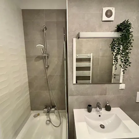 Apartment Sunrise - Onix Pipera Bucharest